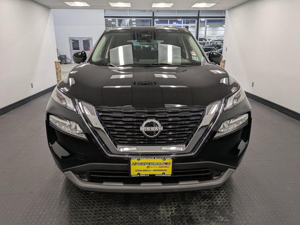 Used 2023 Nissan Rogue SV SUV