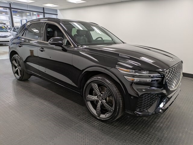 2024 Genesis GV70 3.5T Sport photo 3