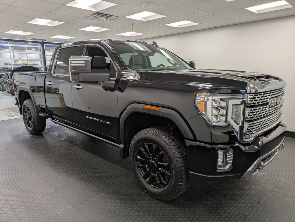 2022 Gmc Sierra 2500 HD Denali photo 3