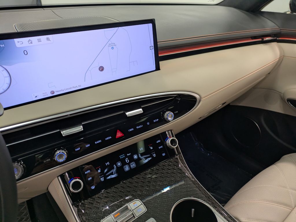 2026 GENESIS GV70 Sport Prestige - Photo 12