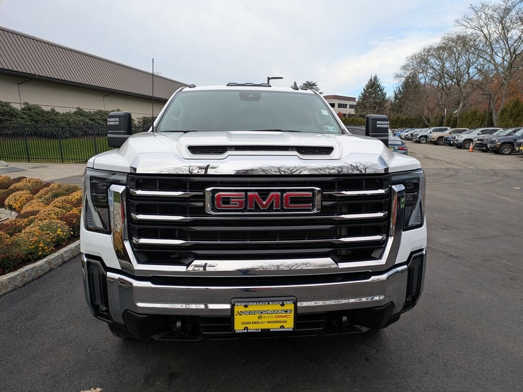 2024 Gmc Sierra 2500 HD SLE photo 2