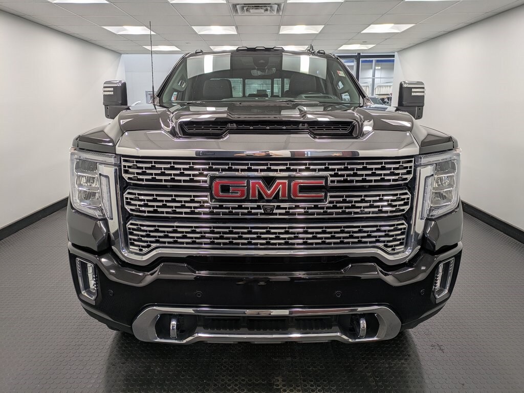 2022 Gmc Sierra 2500 HD Denali photo 2