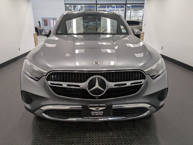 2023 Mercedes Benz GLC 300 4MATIC photo 2
