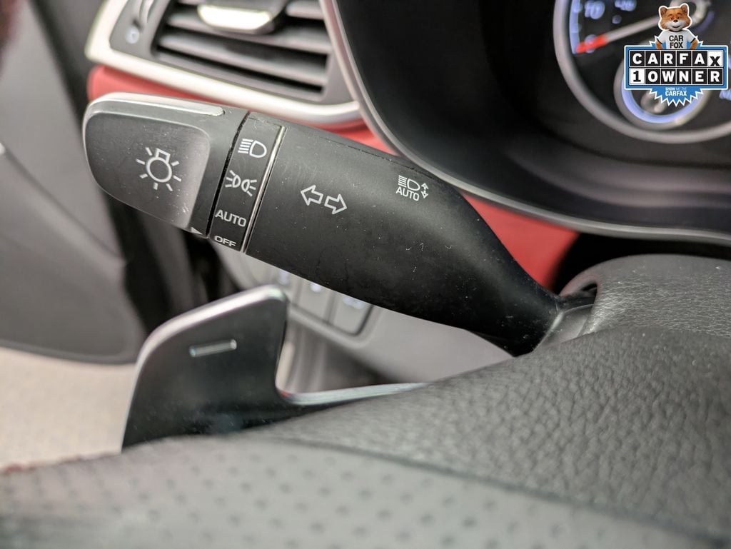 2023 GENESIS G70 Standard - Photo 18