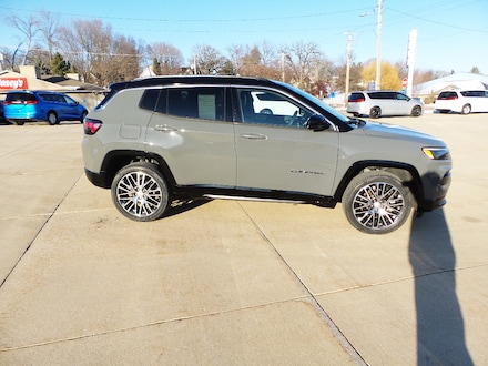 2023 Jeep Compass Limited SUV 4WD