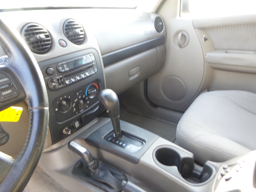 2002 Jeep Liberty Sport - Photo 7