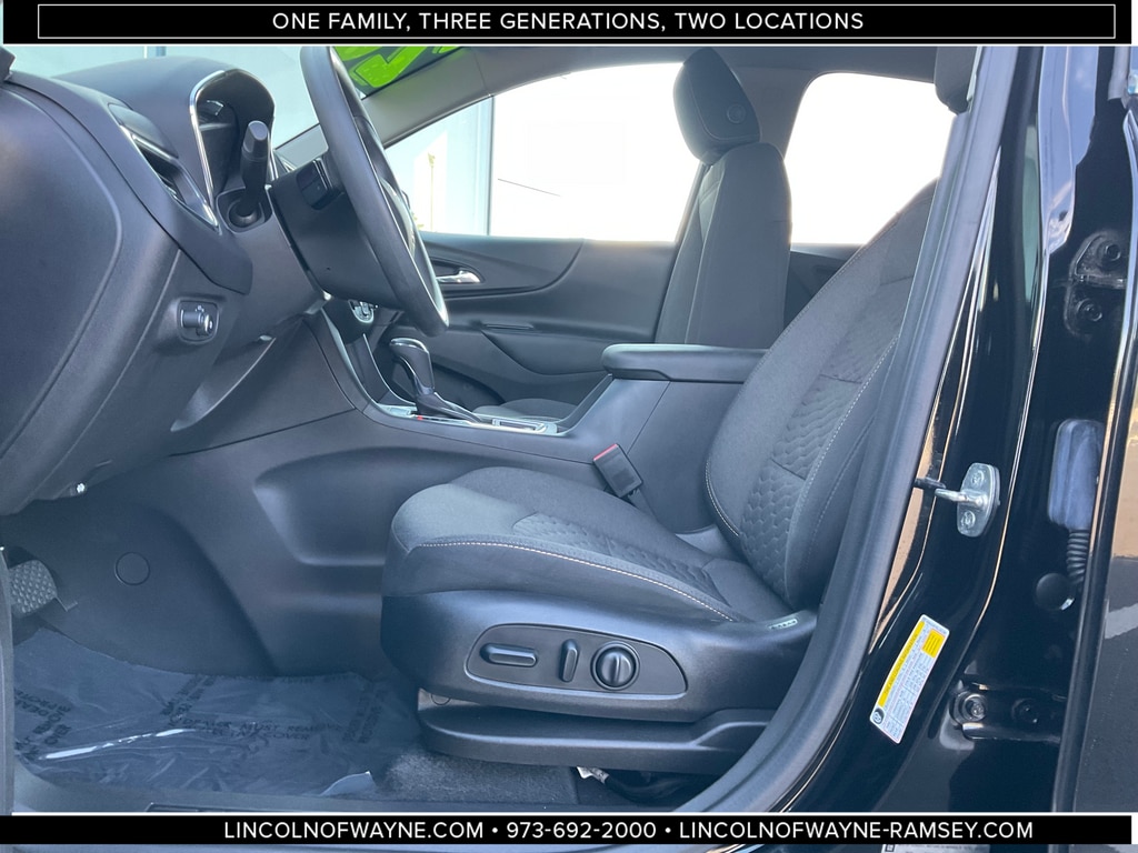 Used 2020 Chevrolet Equinox LT with VIN 3GNAXUEV3LL161288 for sale in Wayne, NJ