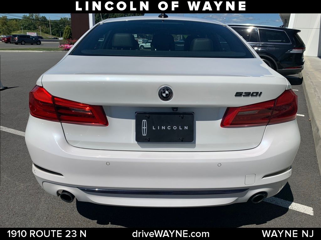 2019 Bmw 530i xDrive Sedan photo 4