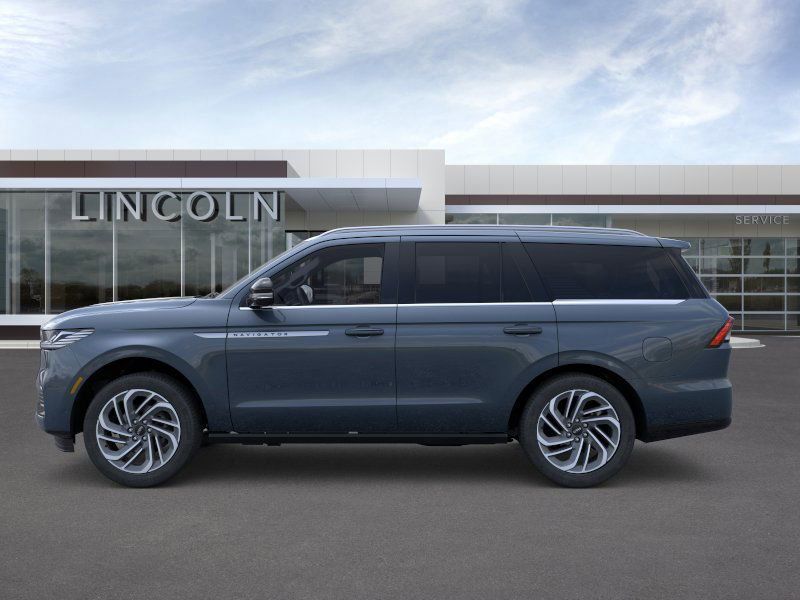 2025 Lincoln Navigator Reserve photo 3