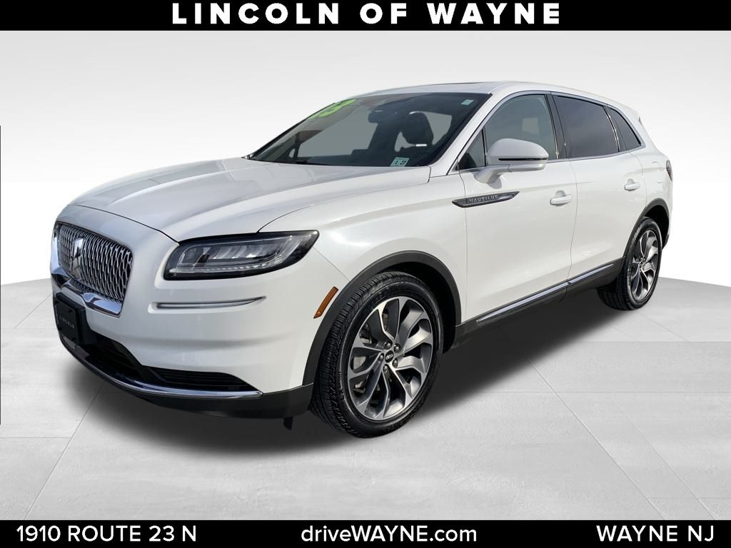 2023 Lincoln Nautilus Reserve's photo