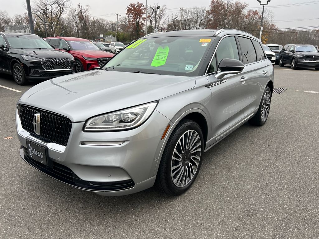 2021 Lincoln Corsair Reserve photo 3