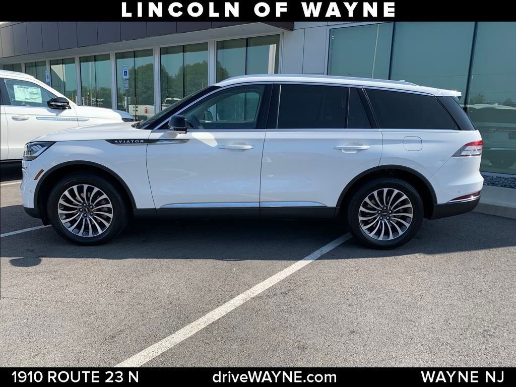 2022 Lincoln Aviator Reserve photo 2