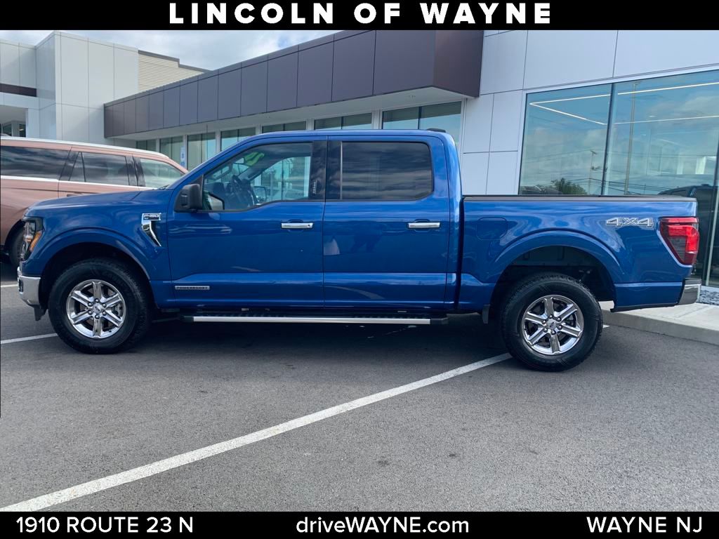 2024 Ford F-150 XLT photo 2