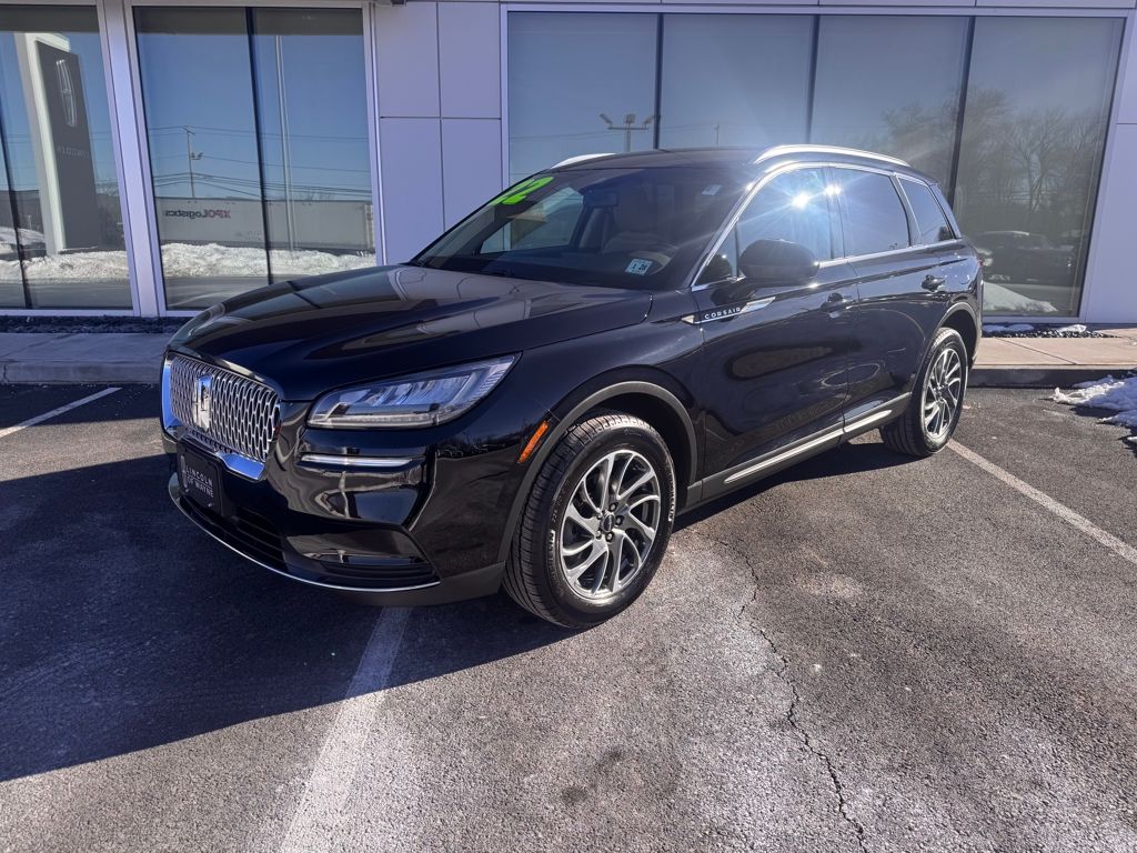 2022 Lincoln Corsair Base