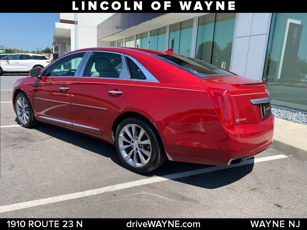 2014 Cadillac XTS Luxury photo 3