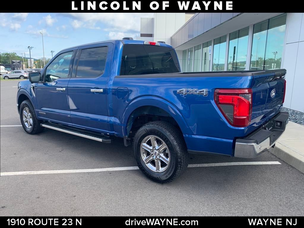 2024 Ford F-150 XLT photo 3