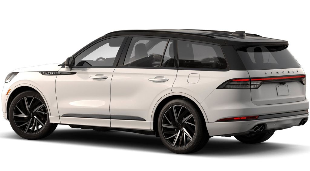 2025 Lincoln Aviator Black Label photo 2