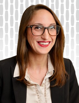 Staff member Shannon Munsey from ID_5f568c47dfa9