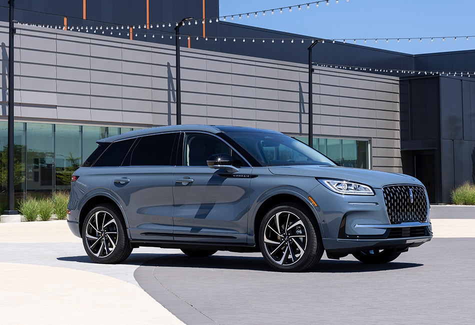  2023 Lincoln Corsair Button Block.jpg