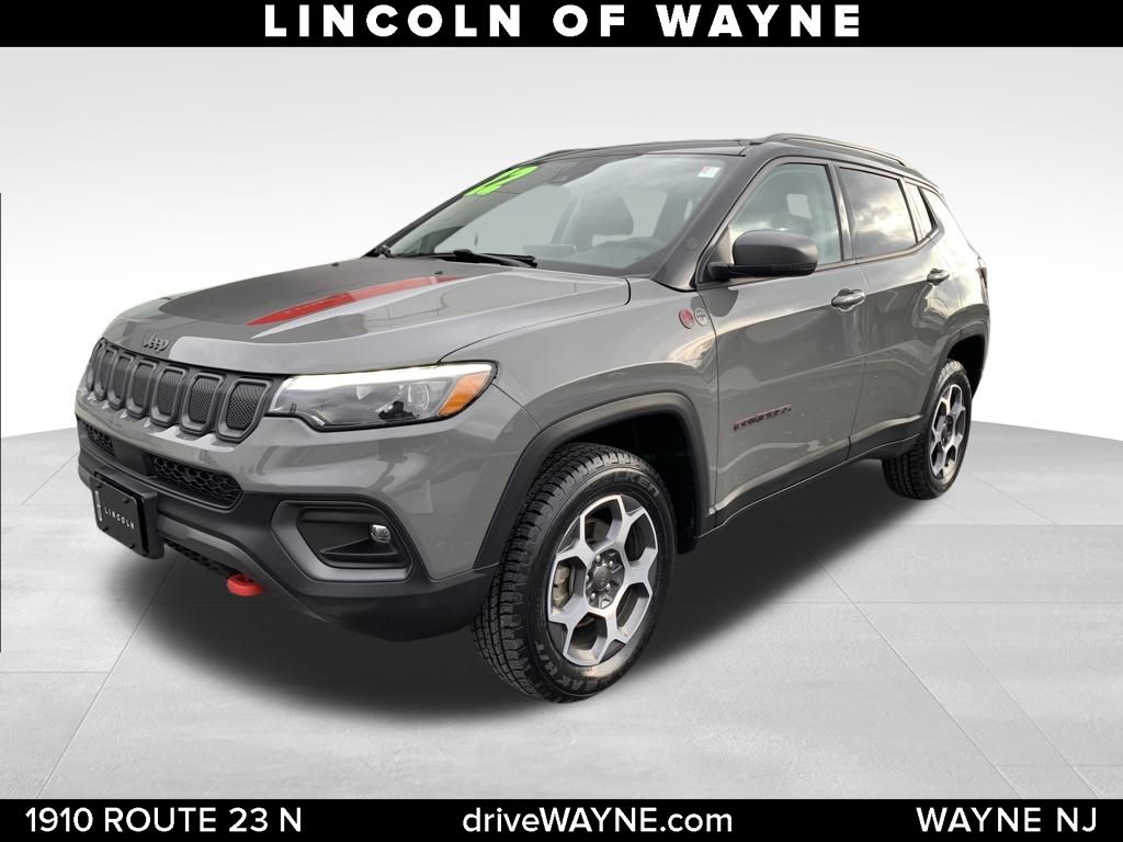 2022 Jeep Compass Trailhawk's photo
