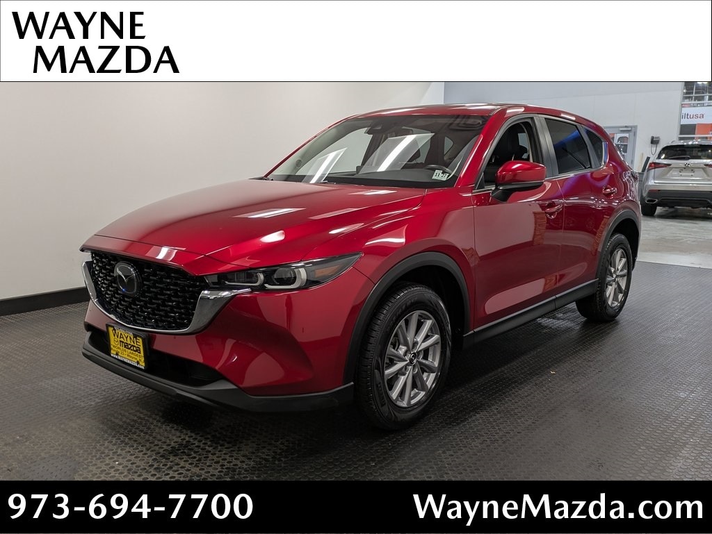 2023 Mazda CX-5 S Preferred package's photo