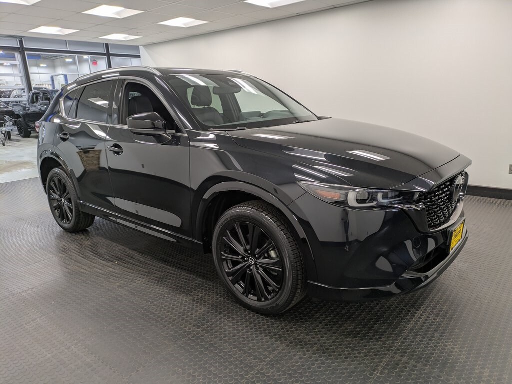 2022 Mazda CX-5 2.5 Turbo photo 2