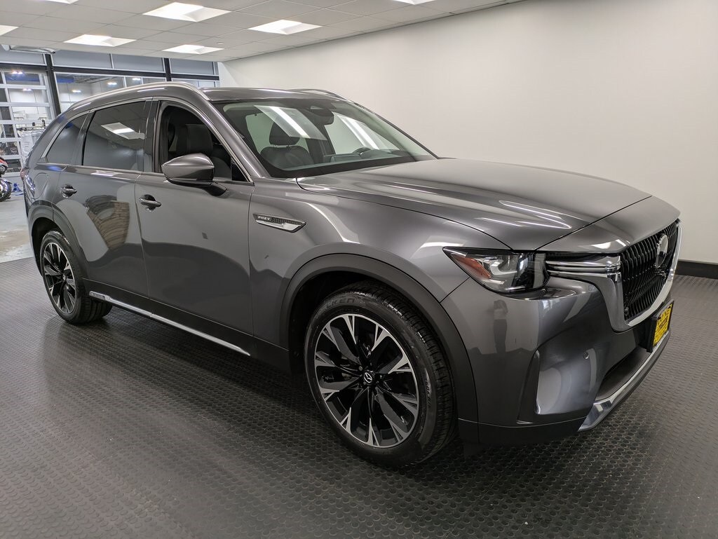 2024 Mazda CX-90 Plug-in Hybrid Premium photo 3