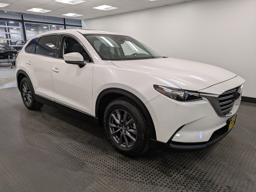 2023 Mazda CX-9 Touring photo 3