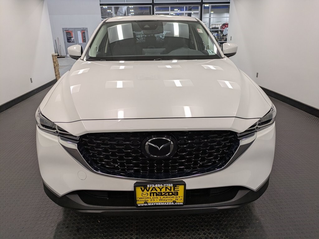 2023 Mazda CX-5 2.5 S Preferred photo 2