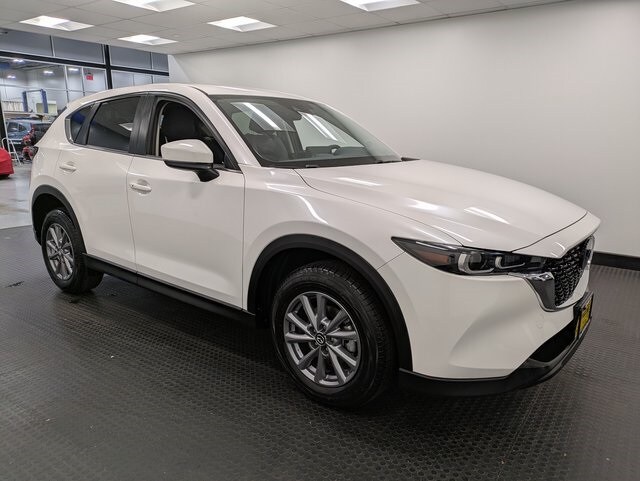 2022 Mazda CX-5 2.5 Select photo 3