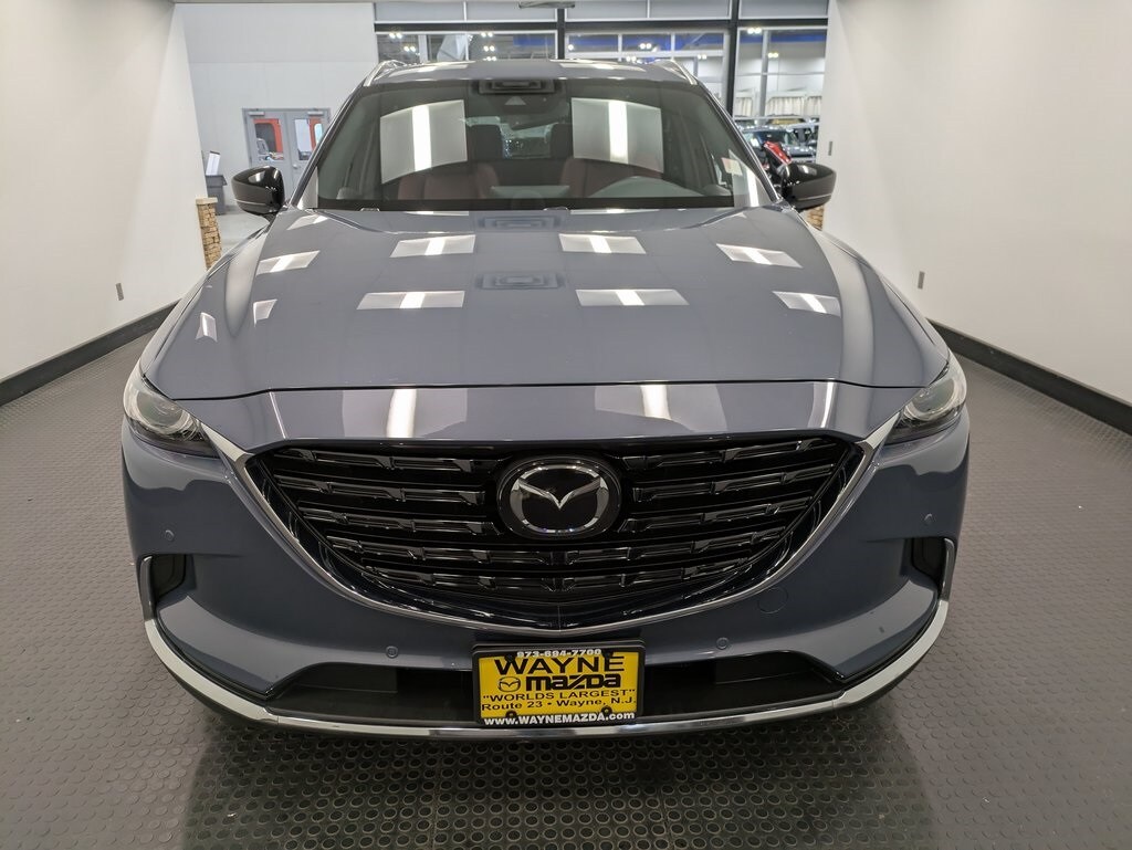 2022 Mazda CX-9 Carbon photo 2