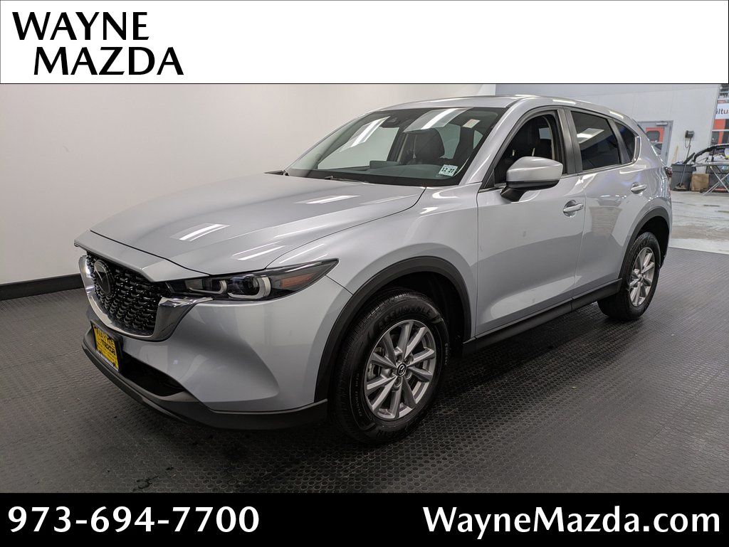 2023 Mazda CX-5 S Preferred package