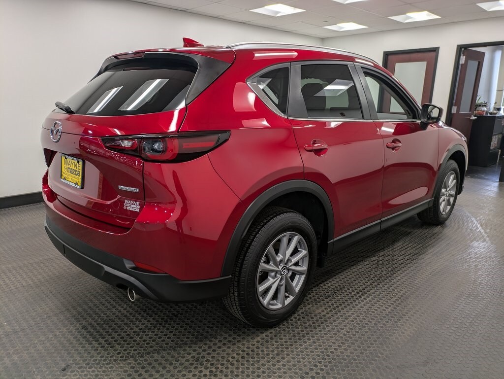 2023 Mazda CX-5 2.5 Select photo 3