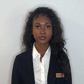 Staff member Tegan Rutherford from ID_9355e4aca46e