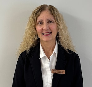 Staff member LINDA CRESCENZO from ID_9355e4aca46e