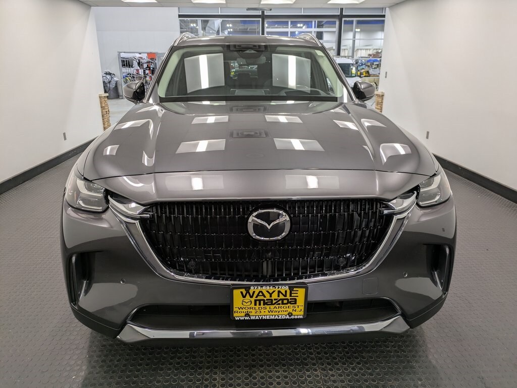 2024 Mazda CX-90 Plug-in Hybrid Premium photo 2