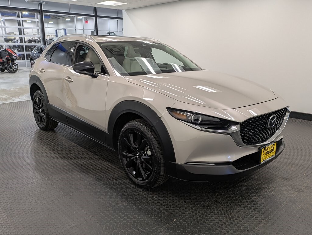 2022 Mazda CX-30 2.5 Turbo Premium photo 3