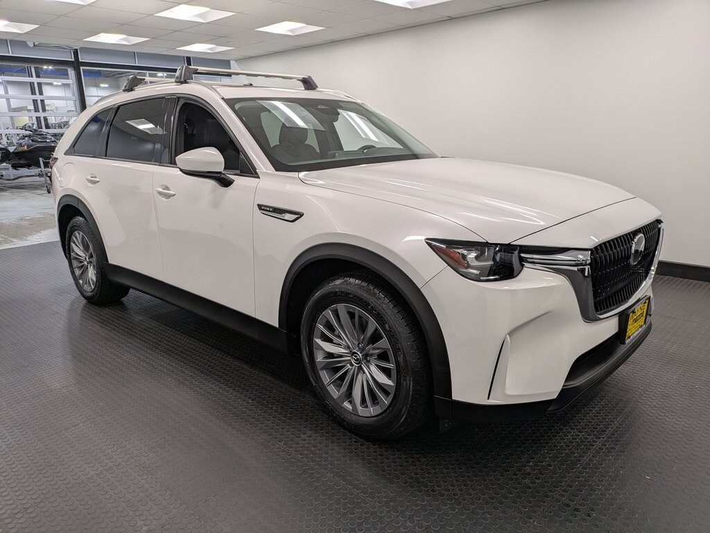 2024 Mazda CX-90 Plug-in Hybrid Preferred photo 3