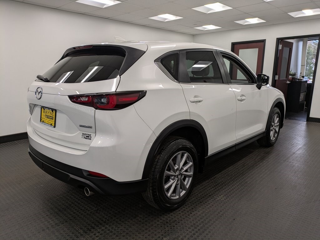 2023 Mazda CX-5 2.5 S Preferred photo 4