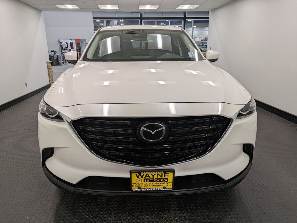 2023 Mazda CX-9 Touring photo 2