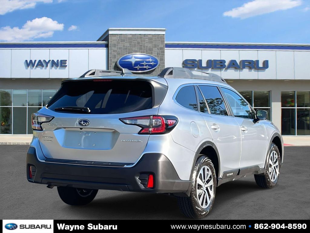 2021 Subaru Outback Premium photo 3