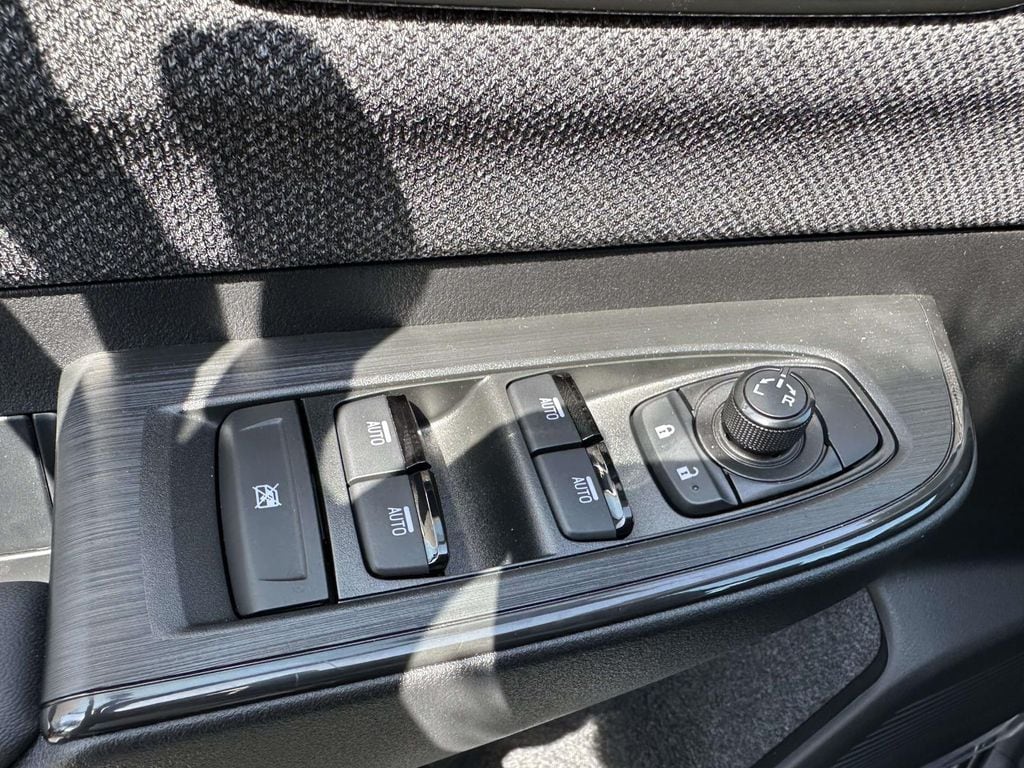 2026 Subaru Outback Premium - Photo 32