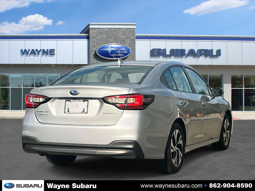 2023 Subaru Legacy Premium photo 4