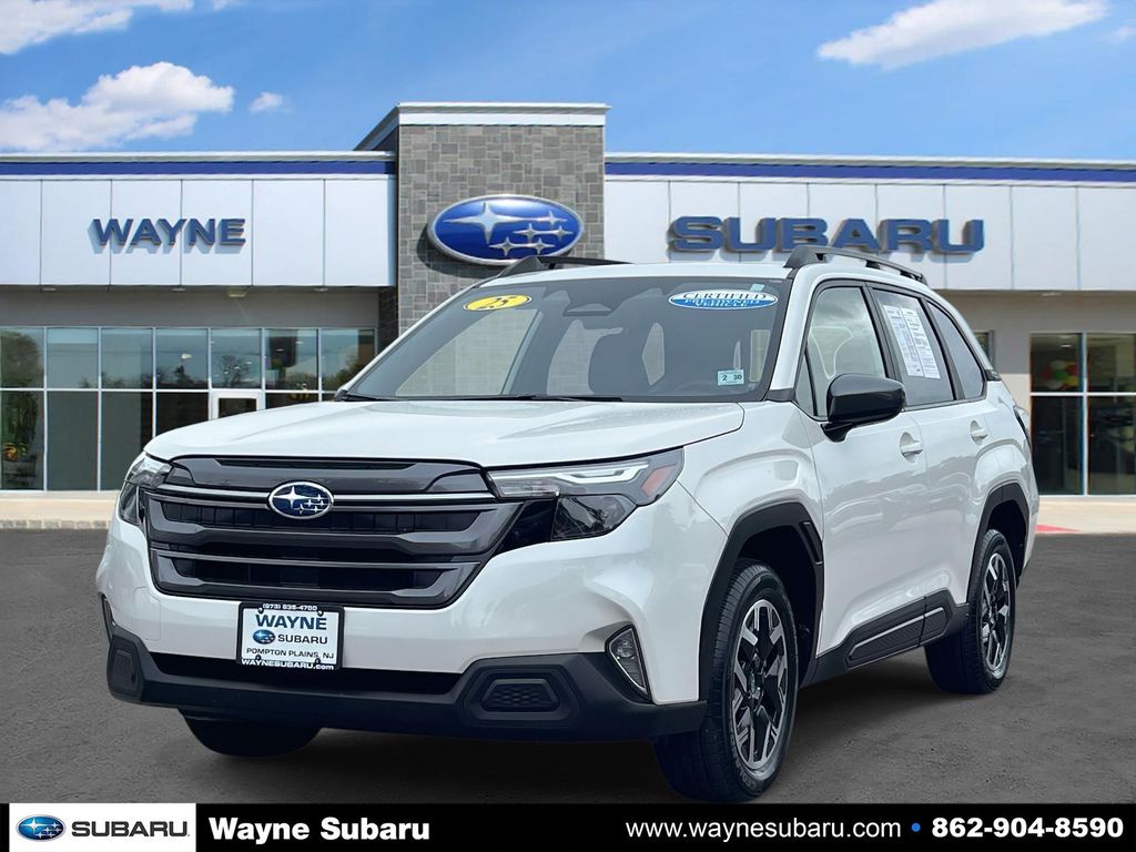 2025 Subaru Forester Premium Base photo 2