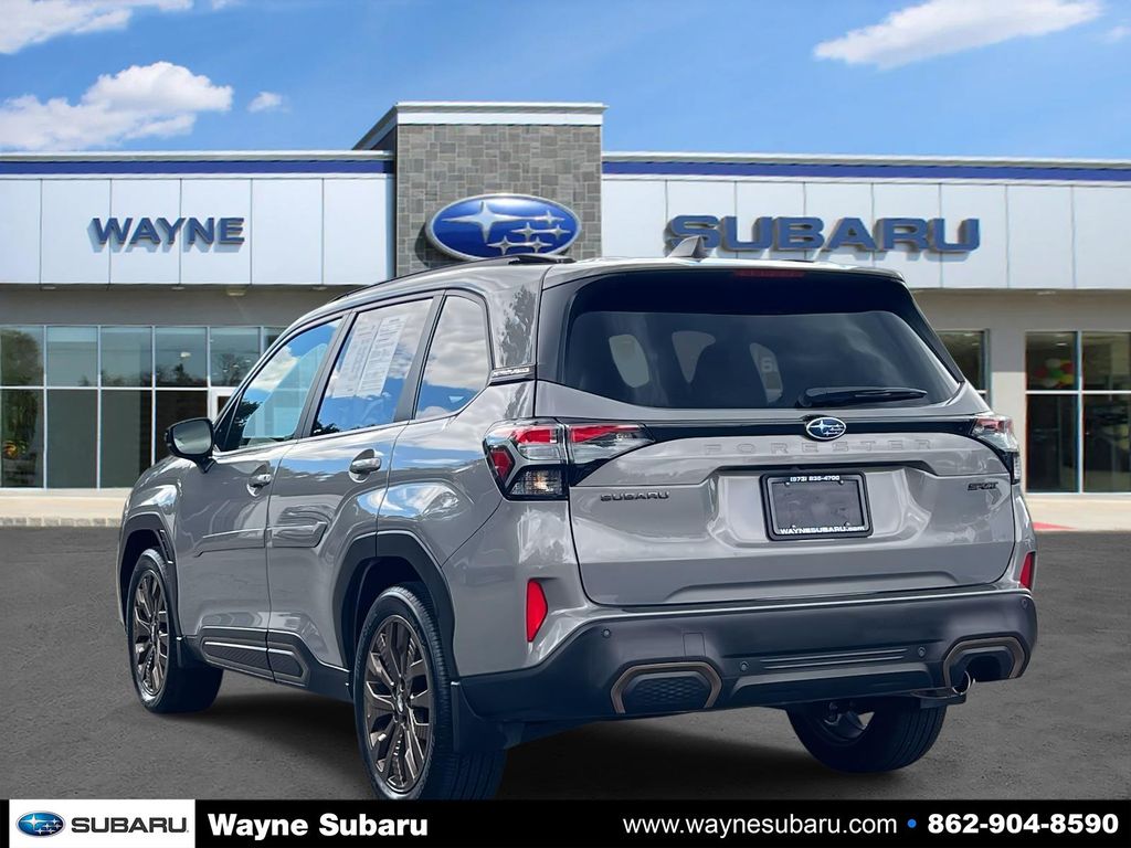 2025 Subaru Forester Sport photo 3