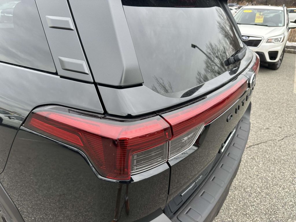 2026 Subaru Outback Limited - Photo 8