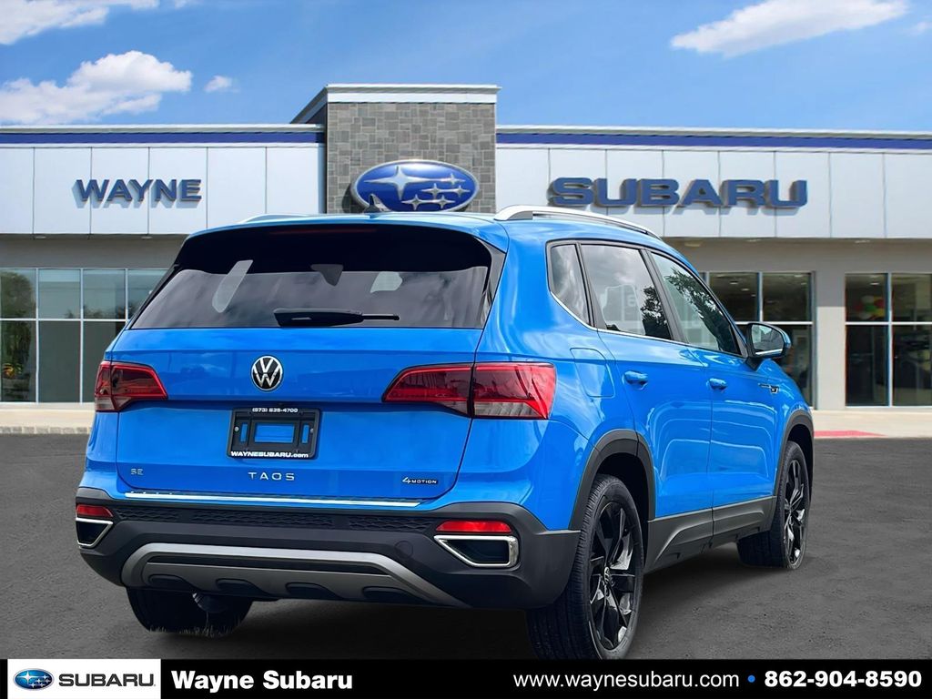 2023 Volkswagen Taos SE photo 4