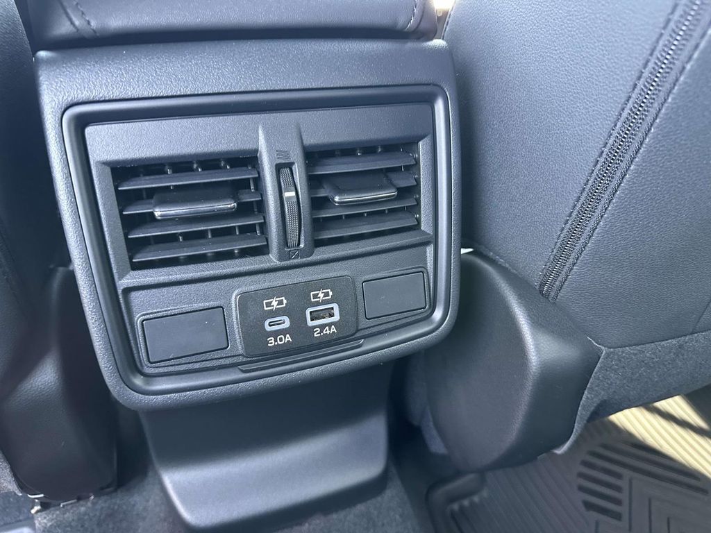 2026 Subaru Outback Premium - Photo 9