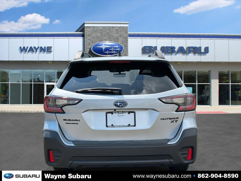 2022 Subaru Outback Onyx Edition XT photo 3