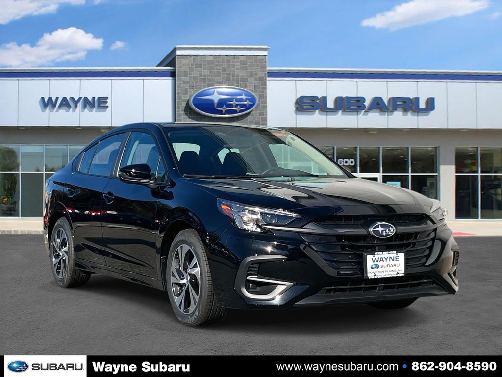 2025 Subaru Legacy Premium's photo